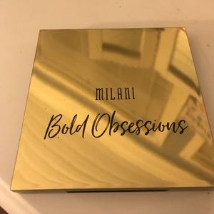 Milani bold obsessions eyeshadow pallet
